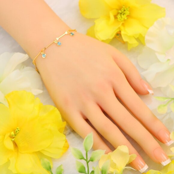 Minimalist Bracelet, Sleek & Modern Design, Women’s Fashion, YC110500-B - Picture 10 of 10